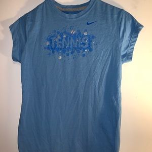Youth Nike tennis shirt (L)